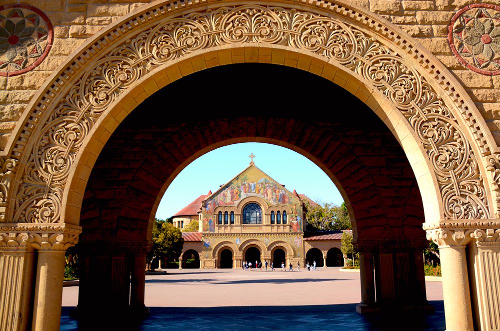 Classes for the College Contrarian: The Comprehensive Guide to Getting More out of Stanford