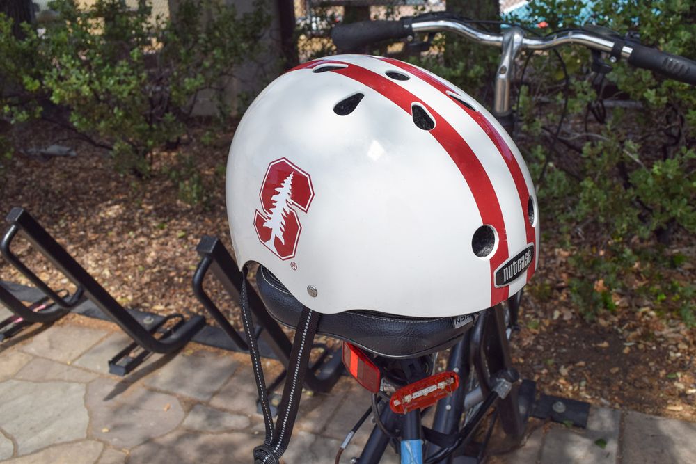 Review Analysis: Stanford students are more likely to wear masks on bicycles than helmets
