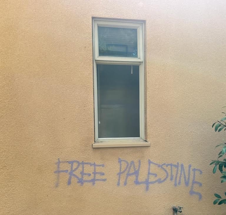 EXCLUSIVE: Stanford Jewish “Safe Housing” Vandalized With Pro-Palestine Graffiti, No Stanford Response